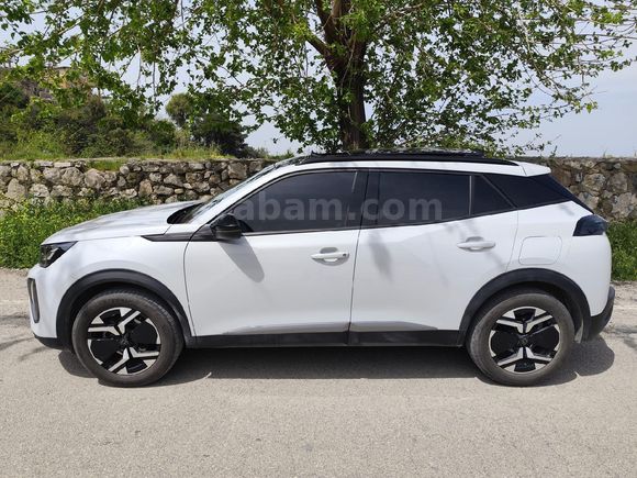 Sahibinden Peugeot 2008 1.2 PureTech Allure 2025 Model İstanbul