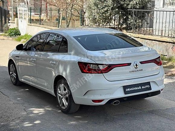 DEMİRBAĞ AUTO'DAN DİZEL MANUEL MEGANE HATASIZ