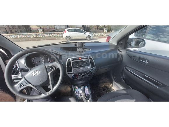 Sahibinden Hyundai i20 1.2 D-CVVT Jump 2013 Model