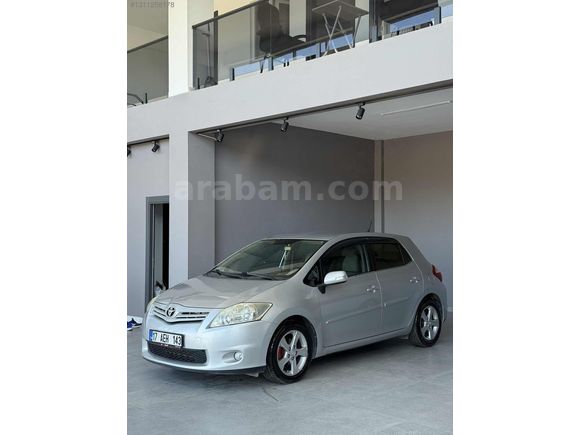 Değişensiz Toyota Auris