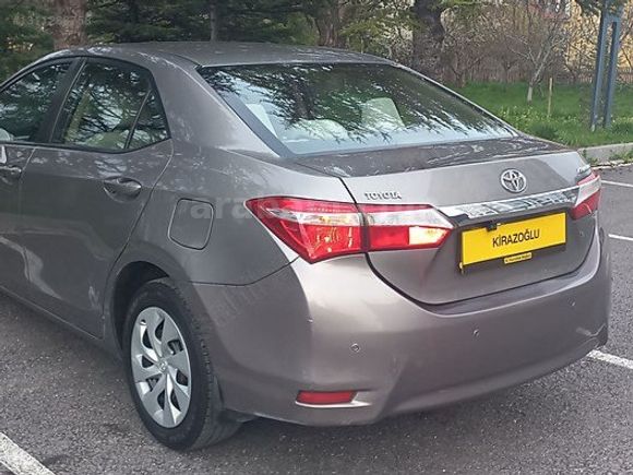KİRAZOĞLU OTOMOTİV// DEĞİŞENSİZ 2014 MODEL 1.33 TOYOTA COROLLA