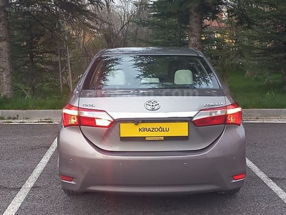 KİRAZOĞLU OTOMOTİV// DEĞİŞENSİZ 2014 MODEL 1.33 TOYOTA COROLLA