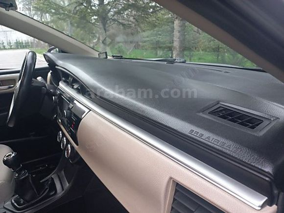 KİRAZOĞLU OTOMOTİV// DEĞİŞENSİZ 2014 MODEL 1.33 TOYOTA COROLLA
