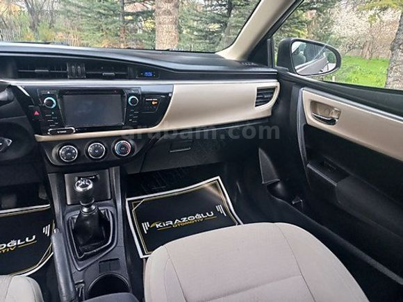 KİRAZOĞLU OTOMOTİV// DEĞİŞENSİZ 2014 MODEL 1.33 TOYOTA COROLLA