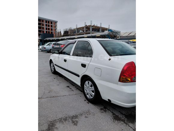Sahibinden Hyundai Accent 1.3 Admire 2006 Model