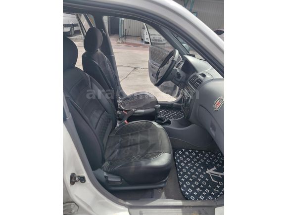 Sahibinden Hyundai Accent 1.3 Admire 2006 Model