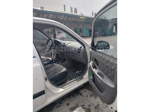 Sahibinden Hyundai Accent 1.3 Admire 2006 Model