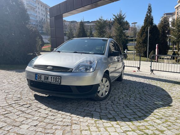 16 yıllık sahibinden bakımlı Fiesta