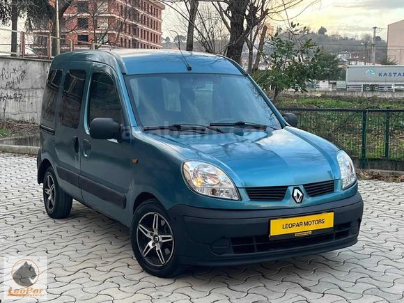 2004 KANGO 1.5 DCİ 295 BİN KM DİZEL MANUEL OTOMOBİL RUHSATLI