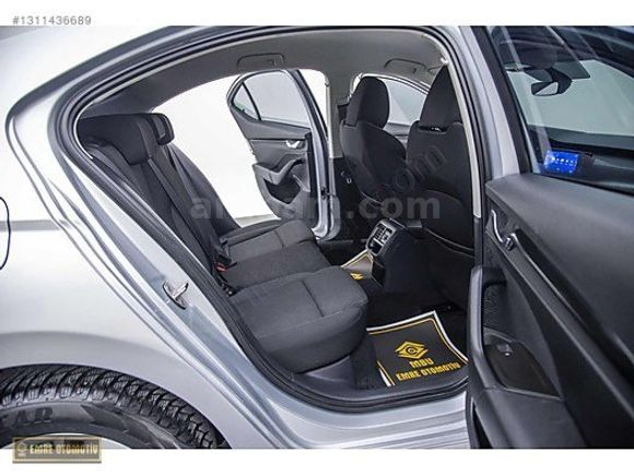 EMRE OTOMOTİV 2021 SKODA OCTAVİA 1.0e-Tech SERVIS BAKIMLI