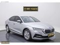 EMRE OTOMOTİV 2021 SKODA OCTAVİA 1.0e-Tech SERVIS BAKIMLI