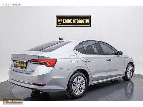 EMRE OTOMOTİV 2021 SKODA OCTAVİA 1.0e-Tech SERVIS BAKIMLI