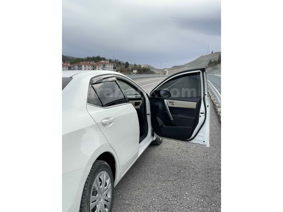 Sahibinden Toyota Corolla 1.6 Advance 2015 Model 