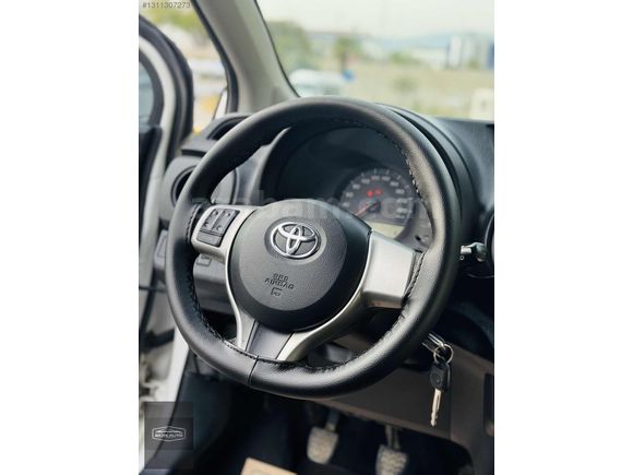 BERK AUTO'DAN-SATILIK-2013 MODEL-TOYOTA YARİS