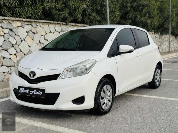 BERK AUTO'DAN-SATILIK-2013 MODEL-TOYOTA YARİS