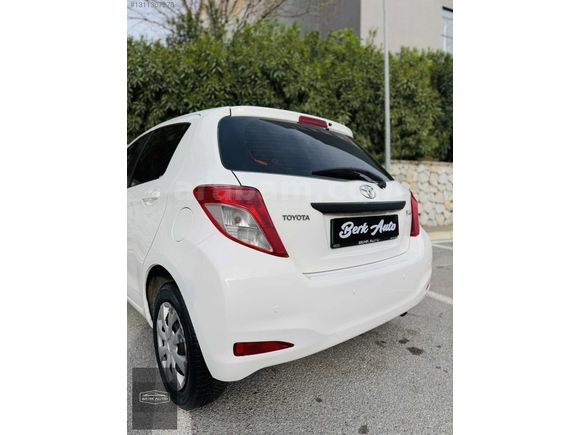 BERK AUTO'DAN-SATILIK-2013 MODEL-TOYOTA YARİS