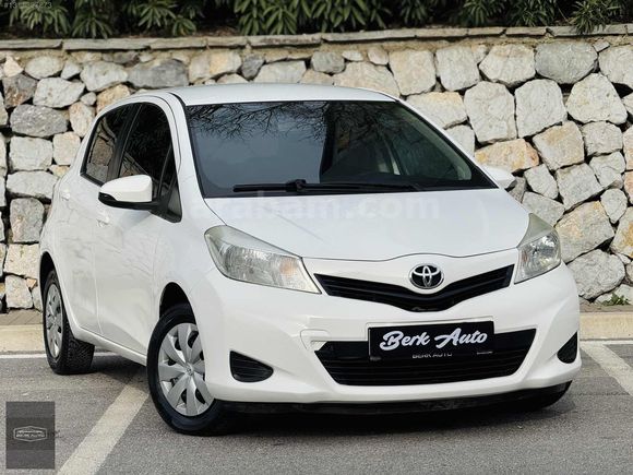 BERK AUTO'DAN-SATILIK-2013 MODEL-TOYOTA YARİS
