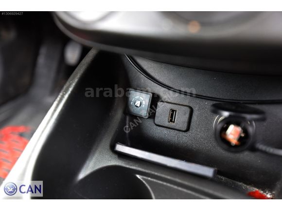 Can'dan 155 bin km Lpg'li Kırmızı Opel Corsa Essentia.