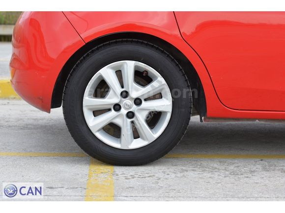 Can'dan 155 bin km Lpg'li Kırmızı Opel Corsa Essentia.