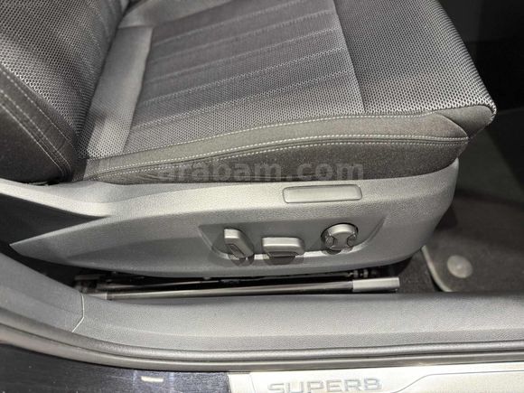 AYTEKİN AUTO'DAN HATASIZ BOYASIZ SKODA SÜPER B