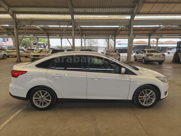 Sahibinden Ford Focus 1.6 Ti-VCT Trend X 2015 Model