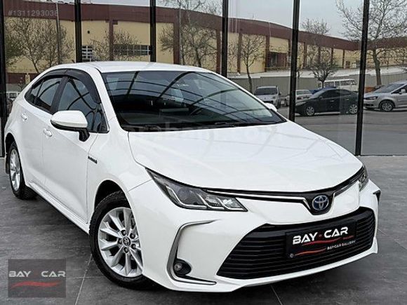 BAY-CAR'dan 2021 MODEL TOYOTA COROLLA+HYBRİD+DREAM PKT