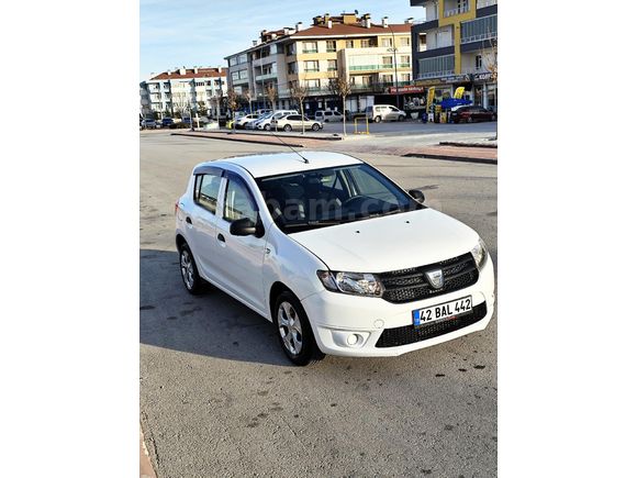 Sahibinden Dacia Sandero 1.2 Ambiance 2016 Model  33.000 km Beyaz