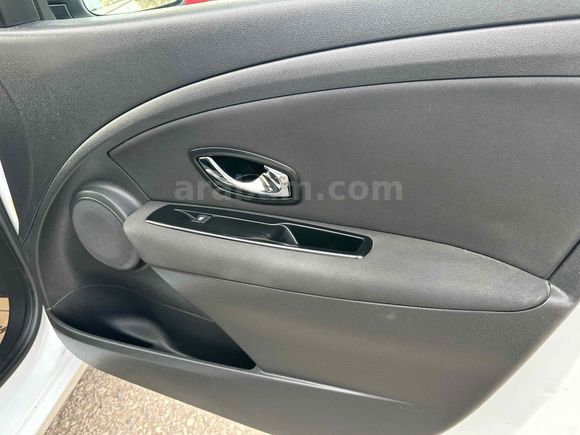 Galeriden Renault Fluence 1.5 dCi Touch 2015 Model Şanlıurfa