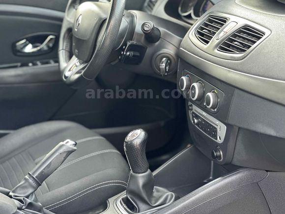 Galeriden Renault Fluence 1.5 dCi Touch 2015 Model Şanlıurfa