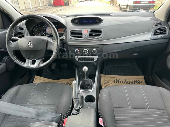 Galeriden Renault Fluence 1.5 dCi Touch 2015 Model Şanlıurfa