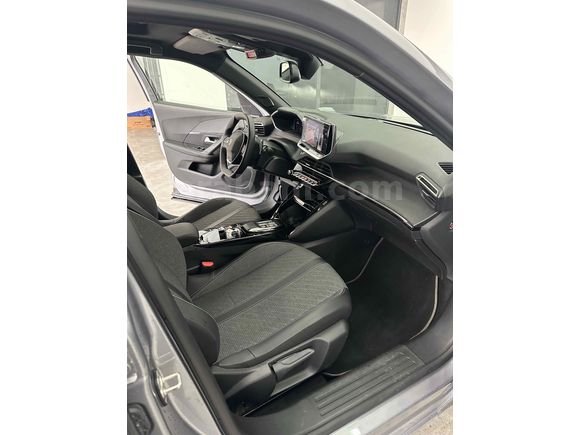 Sahibinden Peugeot 2008 1.2 PureTech Allure 2024 Model 