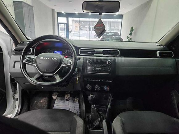 HATASIZ 2023 DACİA DUSTER 4x4 1.3 TCe ESSENTİAL