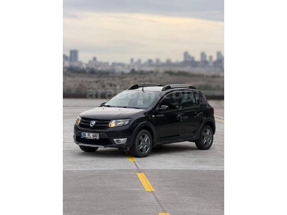 ACİL HATASIZ  BOYASIZ 195 BİN KM DE Dacia Sandero 1.5 dCi Stepway 2014 Model Ankara