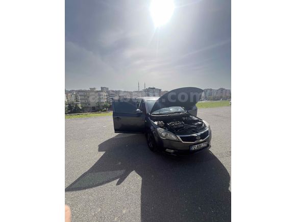 Sahibinden Kia Ceed 1.6 CRDi Concept 2012 Model 
