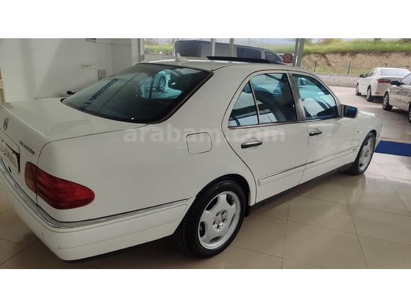 Galeriden Mercedes - Benz E 200 Kompressor Avantgarde 1999 Model Denizli