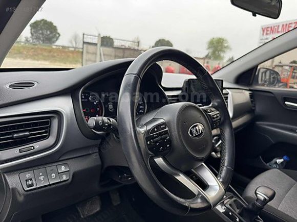 SIFIR KOKUSU ÜZERİNDE STONİC