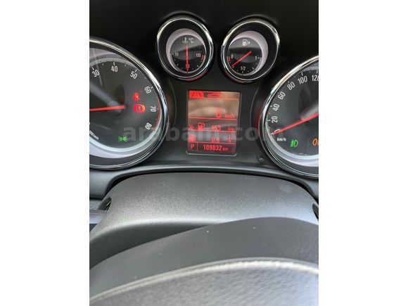 Sahibinden Opel Astra 1.4 T Edition Plus 2019 Model  100.000 km Mavi (metalik)