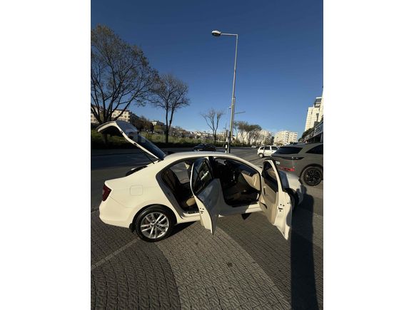 Sahibinden Skoda Rapid 1.6 TDI Elegance 2014 Model 