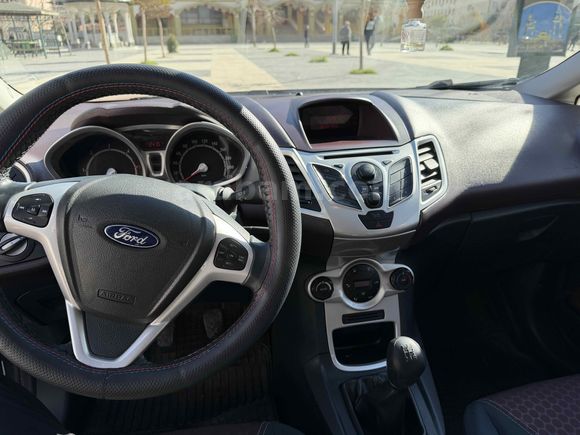 Sahibinden Ford Fiesta 1.4 TDCi Titanium 2012 Model 