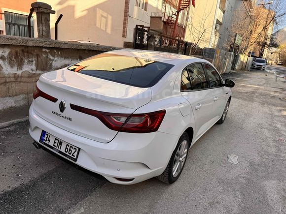 Sahibinden Renault Megane 1.5 Blue DCI Joy 2020 Model 