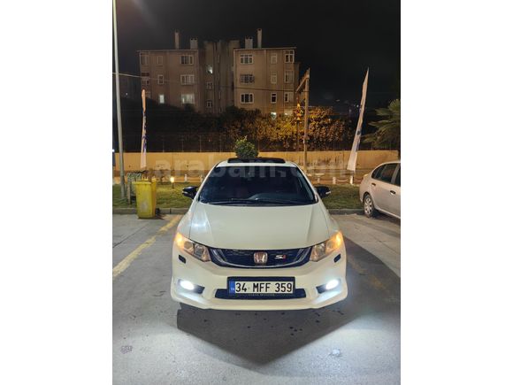 Sahibinden  Civic 1.6i VTEC Eco Elegance 2013 Model İstanbul