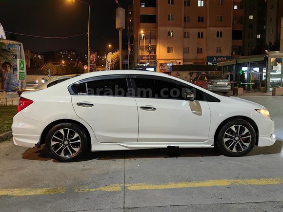Sahibinden  Civic 1.6i VTEC Eco Elegance 2013 Model İstanbul