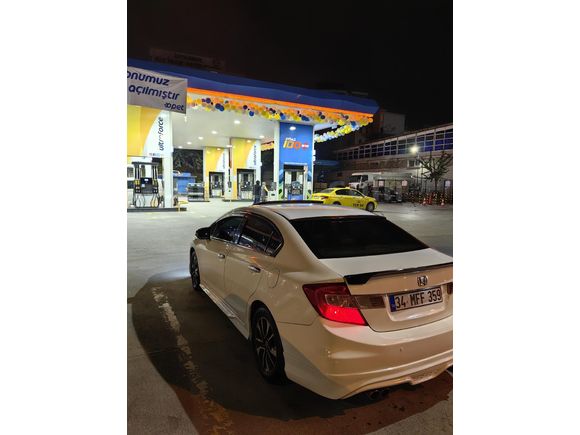Sahibinden  Civic 1.6i VTEC Eco Elegance 2013 Model İstanbul