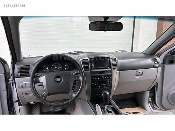 SAKLI GARAJ'DAN OTOMATİK KİA SORENTO