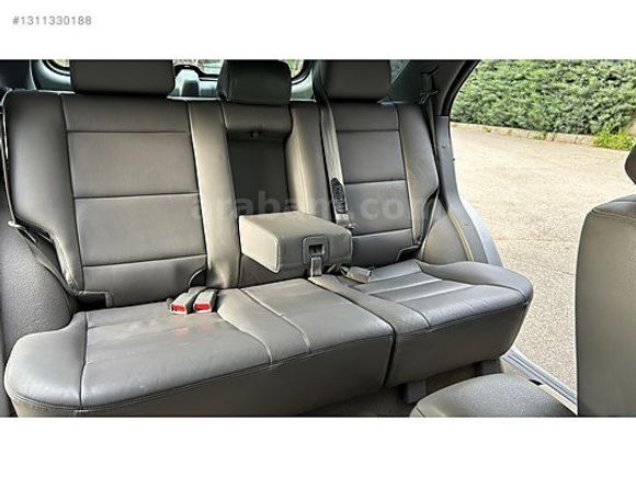 SAKLI GARAJ'DAN OTOMATİK KİA SORENTO