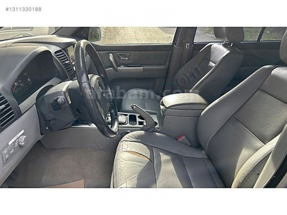 SAKLI GARAJ'DAN OTOMATİK KİA SORENTO