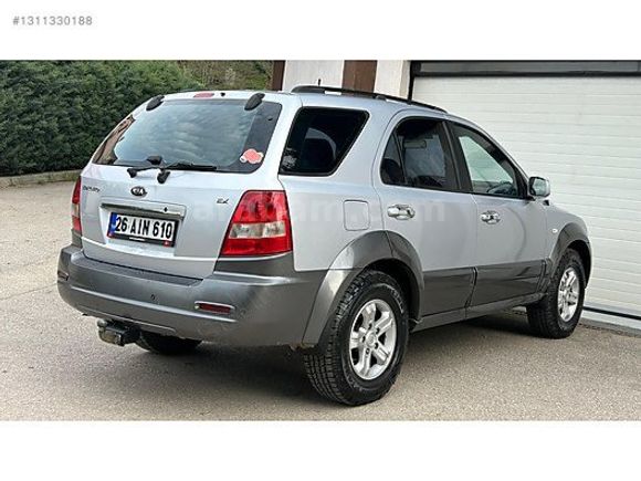 SAKLI GARAJ'DAN OTOMATİK KİA SORENTO