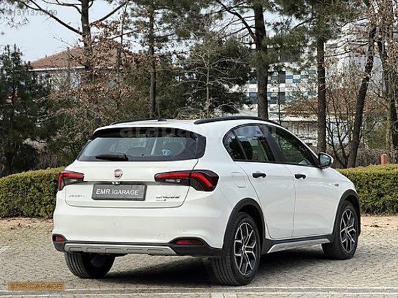 EMR I 2025 FİAT EGEA CROSS 1.6 DTC TRACTION/GSR %20 FATURALI