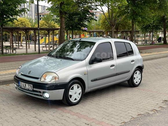 Sahibinden Renault Clio 1.4 RXT 2001 Model 