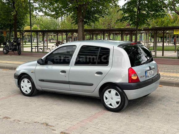 Sahibinden Renault Clio 1.4 RXT 2001 Model 